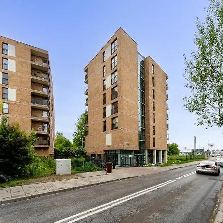 Wilga Park Homely By Bookinghost