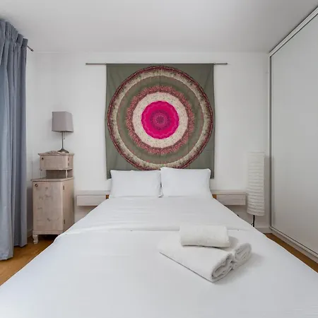 Wilga Park Homely By Bookinghost