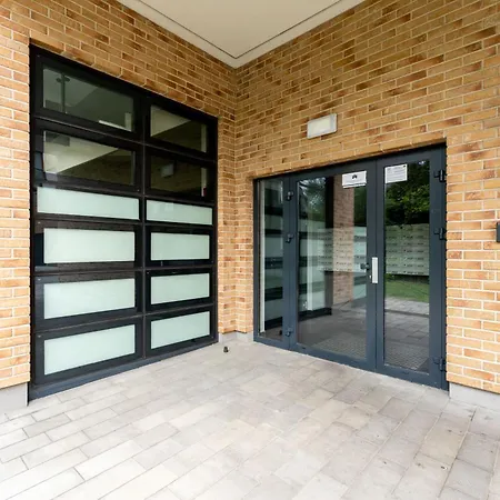 Lägenhet Wilga Park Homely By Bookinghost