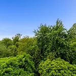 Wilga Park Homely By Bookinghost